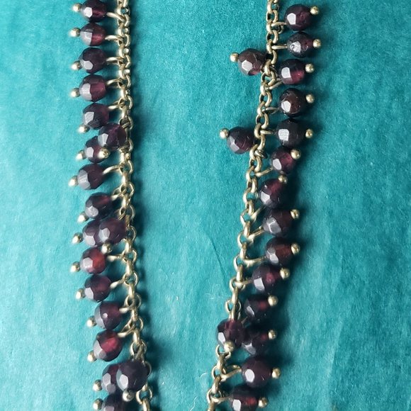 2/35$ Kenneth Cole Y necklace with deep red beads - Picture 2 of 6
